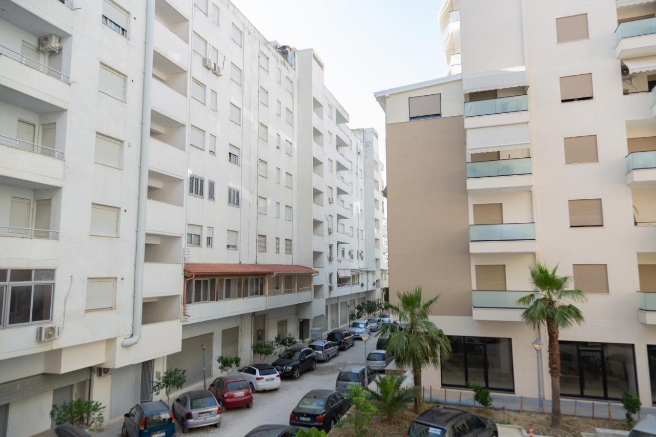 Gloria'S Apartment Lungomare Vlorë Exterior foto